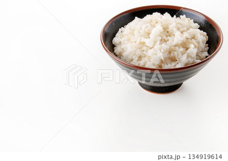 もち麦ごはん 134919614