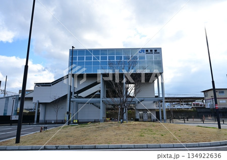 熊取駅（くまとりえき）阪和線の西口 134922636