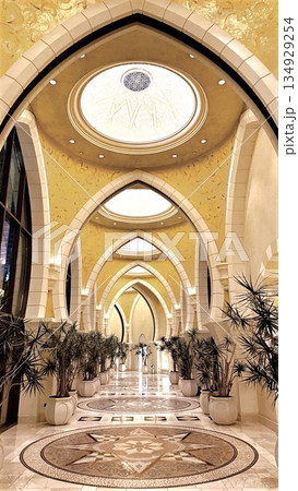 Splendid Passage With Detailed Craftsmanship, Exquisite Foyer Adorned With Decorative Carvings And Shimmering Accents, Sumptuous Hallway Embellished With Artistic Features And Glossy Finishes 134929254