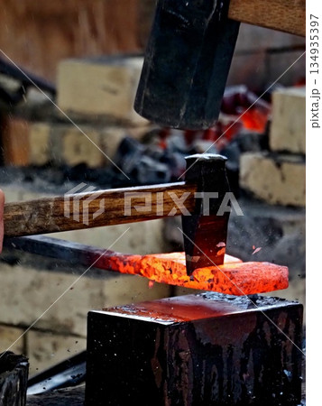 刀鍛冶の風景 刀鍛冶の風景 134935397