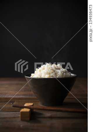 もち麦ごはん 134936473