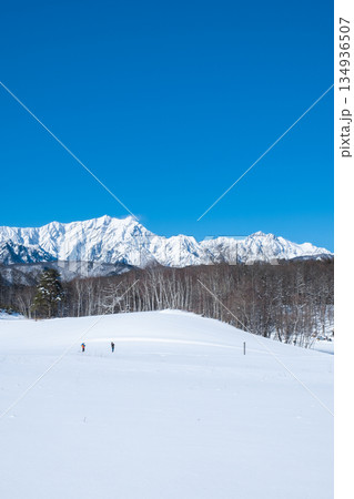 中山高原・スノートレッキング （北アルプスの眺め） 134936507