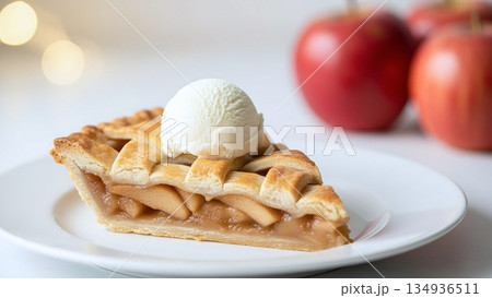 バニラ香る格子状アップルパイの一切れ バニラ香る格子状アップルパイの一切れ 134936511
