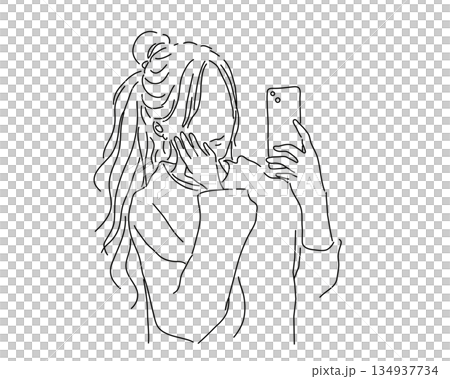 一幅描繪女性觀看智慧型手機的線條畫插圖 134937734
