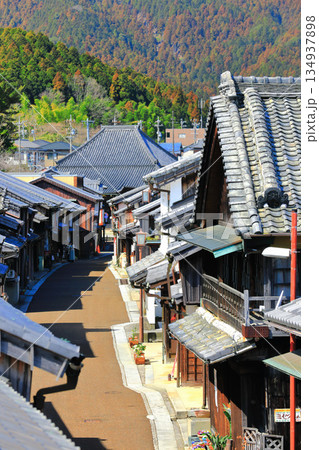 【三重県】晴天の関町関宿伝統的建造物群 【三重県】晴天の関町関宿伝統的建造物群 134937898