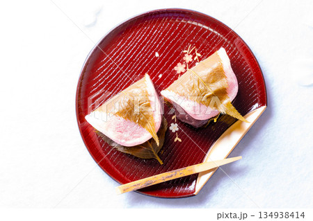 【春素材】桜餅・関東風桜餅【食べ物素材】 134938414
