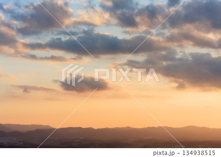 夕焼け空 134938515
