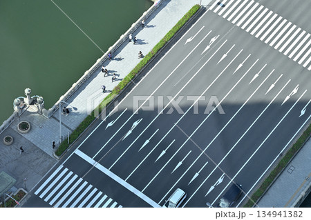 横断歩道 134941382