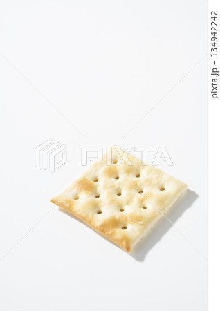 サクサクのクラッカー サクサクのクラッカー 134942242