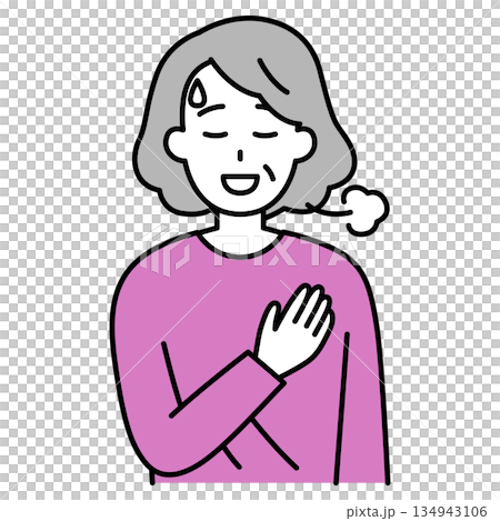 一位老婦人把手放在胸口,感到如釋重負。 一位老婦人把手放在胸口,感到如釋重負。 134943106