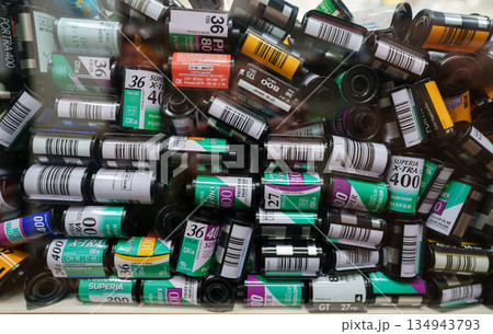 使用済みフィルム 134943793