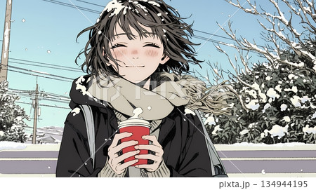 寒い冬、温かい飲み物を手にして、ふっと幸せそうに微笑む若い女性