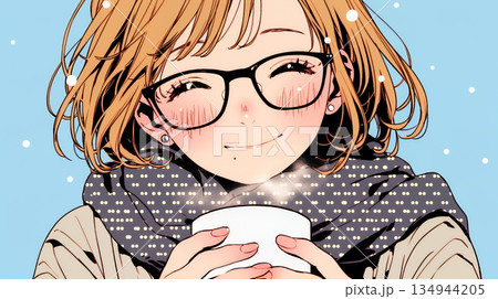 寒い冬、温かい飲み物を手にして、ふっと幸せそうに微笑む若い女性