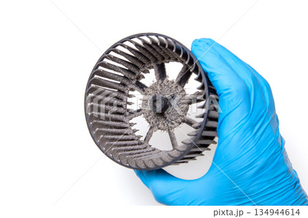 換気扇のシロッコファンの汚れ ホコリ カビ 換気扇のシロッコファンの汚れ ホコリ カビ 134944614