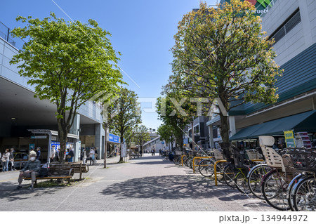 横浜市の都市風景 瀬谷駅 横浜市の都市風景 瀬谷駅 134944972