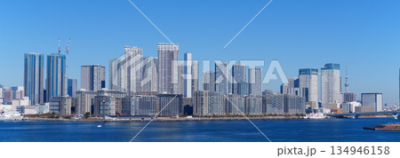 東京湾の海岸の風景 晴海ふ頭・晴海フラッグ 東京湾の海岸の風景 晴海ふ頭・晴海フラッグ 134946158