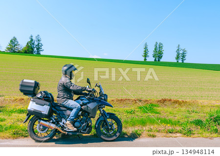 北海道の美瑛をバイクでツーリング	 134948114