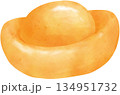 Watercolor illustration of Chinese gold ingot 134951732
