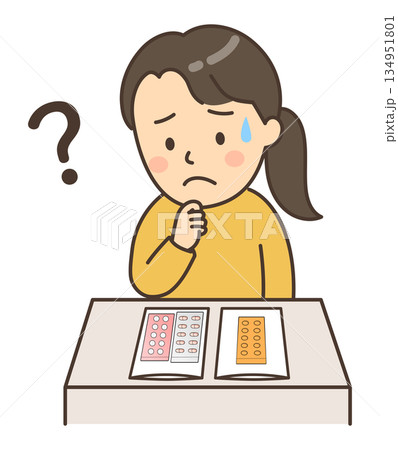 処方された薬を見ながら悩んでいる若い女性患者 134951801