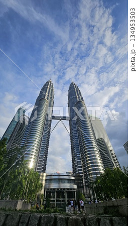 this is famous build in Malaysia named Twin Tower at KLCC 134953503