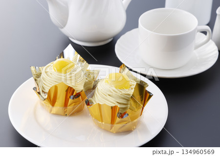 濃厚モンブランと温かい紅茶のセット 濃厚モンブランと温かい紅茶のセット 134960569