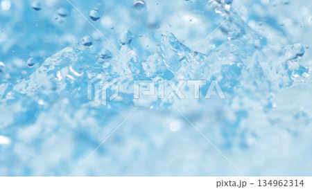 はじける水面　夏色のイメージ 134962314