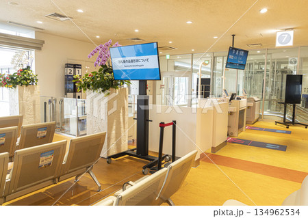 南ぬ島 石垣空港の搭乗口 新石垣空港　沖縄 134962534