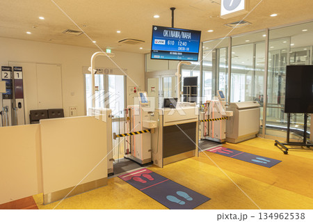 南ぬ島 石垣空港の搭乗口 新石垣空港　沖縄 134962538