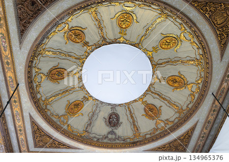 イスタンブールトプカプ宮殿天井 134965376