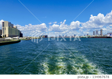 安治川河口から上流方面を見た風景 大阪市此花区 安治川河口から上流方面を見た風景 大阪市此花区 134967678