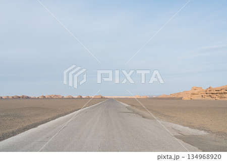 敦煌ヤルダン国家地質公園 134968920