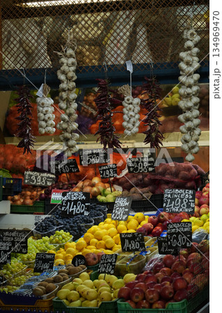 ハンガリー_ブダペスト中央市場 134969470