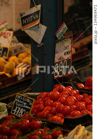 ハンガリー_ブダペスト中央市場 134969471