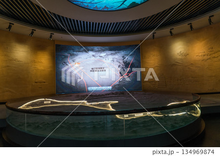 敦煌ヤルダン国家地質公園の展示施設 134969874