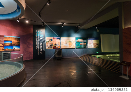 敦煌ヤルダン国家地質公園の展示施設 敦煌ヤルダン国家地質公園の展示施設 134969881