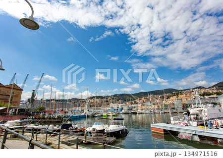 イタリア・ジェノバ港 旧港の風景 イタリア・ジェノバ港 旧港の風景 134971516