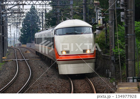 日光路を快走…豪華特急で日光・鬼怒川へ　東武特急『スペーシア』100系 134977928