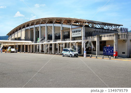 東北の駅百選に選ばれた南会津の中心駅… 会津鉄道【会津田島駅】 134979579
