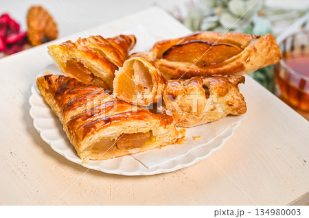 手作りお菓子　アップルパイと梨パイ 134980003