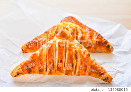 手作りの梨パイ 手作りの梨パイ 134980016