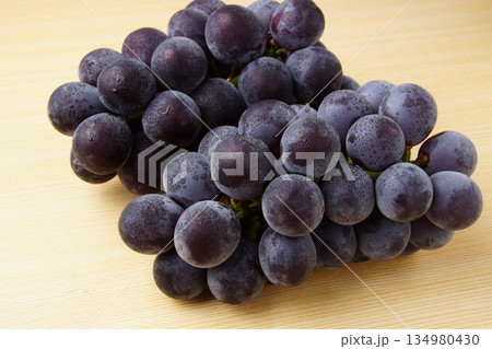種なし巨峰 134980430