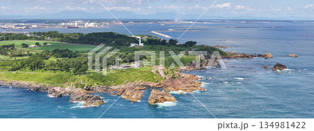 空撮「青森県」種差海岸の夏風景 葦毛崎 空撮「青森県」種差海岸の夏風景 葦毛崎 134981422