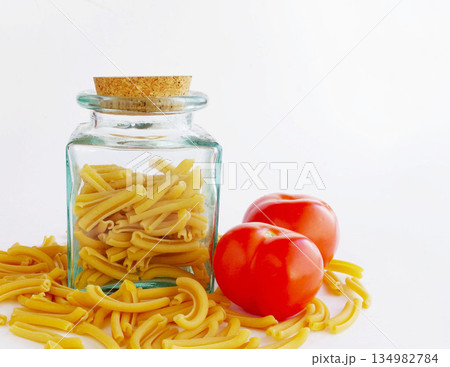 ショートパスタ マカロニ パスタ 輸入食材　保存容器 134982784
