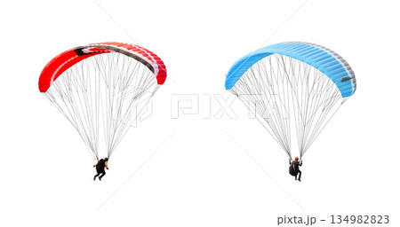 collection Bright colorful parachute on white background, isolated. 134982823
