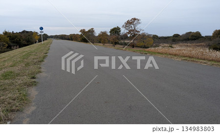 果てのない道 134983803