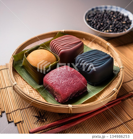 Delightful Variants of Red Bean Cake Delightful Variants of Red Bean Cake 134986253