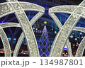 福岡県JR博多駅・クリスマスイルミネーションのツリーと光のゲート 134987801