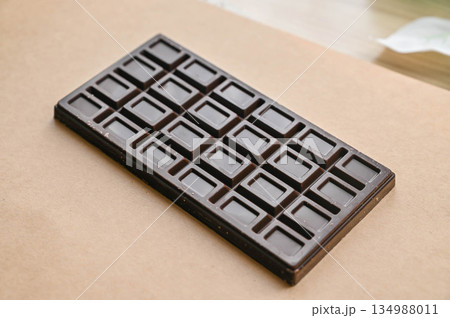 ブラックチョコレートの代替食品 ブラックチョコレートの代替食品 134988011