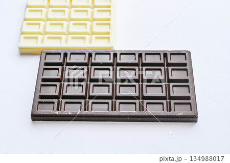 チョコレートの代替食品 134988017