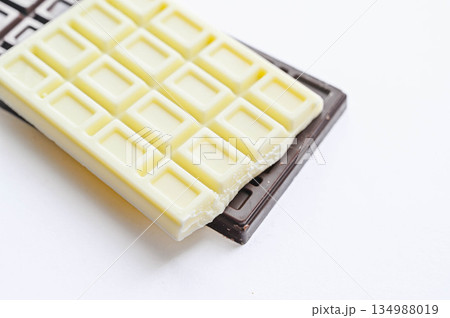 ホワイトチョコレートの代替品 ホワイトチョコレートの代替品 134988019